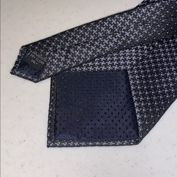 NEW Men’s Classic Tie - Picture 2 of 3